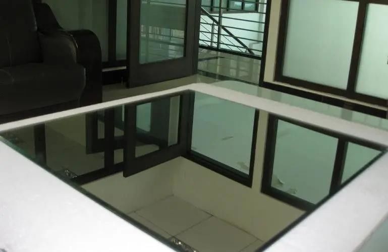 Mode-Stil Spiegel Glas 5mm 6mm 8mm Flat Float Glas Spiegel für den Heim-Hotel-Einsatz