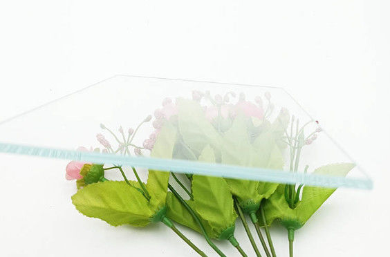 Hochtechnologische Staubdichte, Eisenarme Photovoltaik-Glas für Gebäudekoration