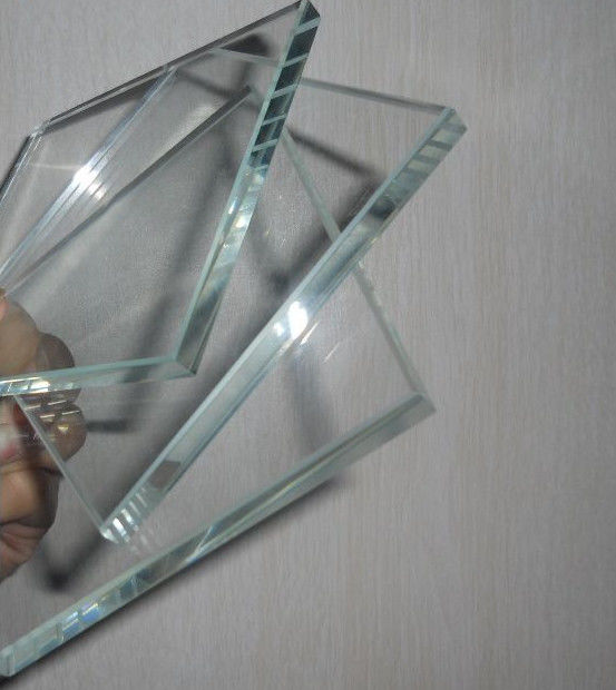 Ultra-Clear Glas in Farbkonsistenz für Fenster Türen und Gebäude