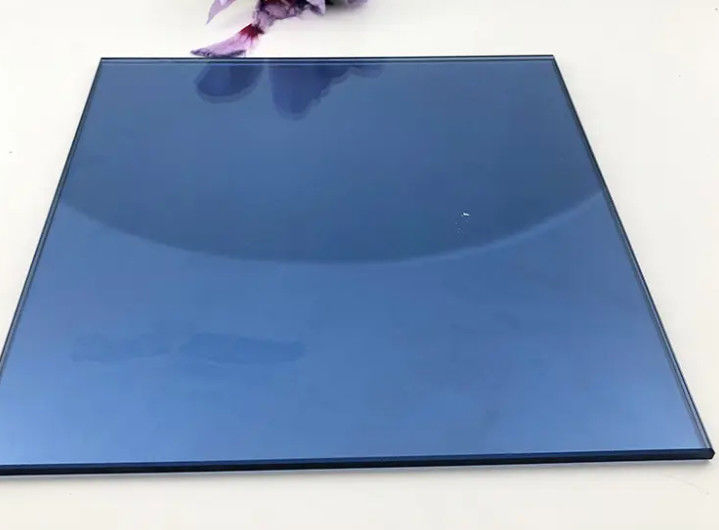 Extralurchsichtiges, niedriges Eisenfarbiges, schwimmendes, reflektierendes Glas, gehärtet