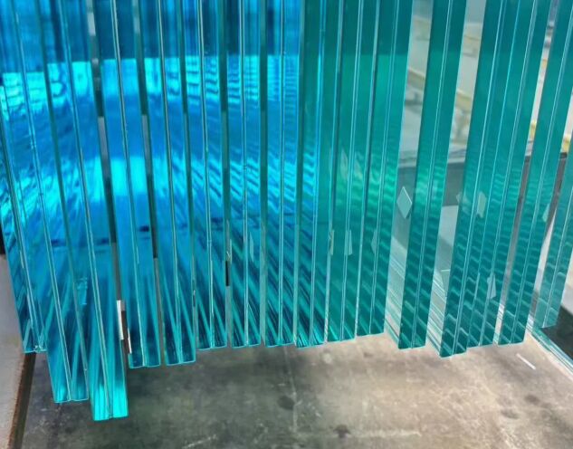 4.38mm 6.38mm 8.38mm 10.38mm bis 10.76mm Gehärtetes Sicherheitsglas/Laminates Gehärtetes Glas mit PVB/Sgp für Gebäude/Möbel/Tischdecken/Duschtüren